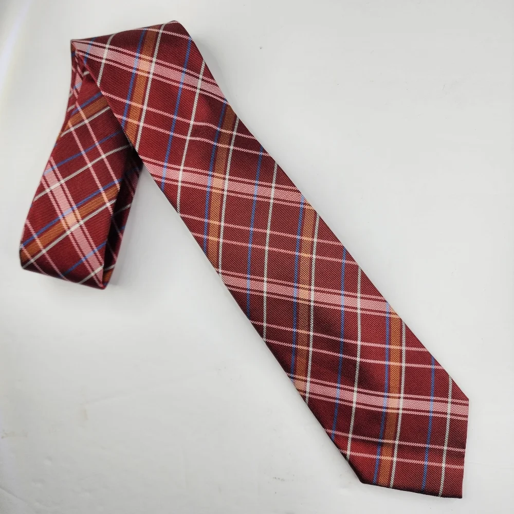 BANANA REPUBLIC Red Silk Plaid Tie.